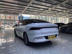 BYD Qin PLUS Glory Edition DM-i 55KM Leading - ფოტო 5