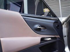Lexus ES 2022 300h Excellence Edition - ფოტო 11