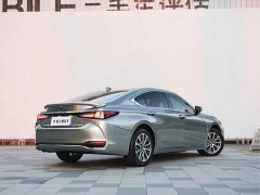 Lexus ES 2022 300h Excellence Edition - ფოტო 8