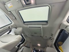 Toyota Sienna 2021 2.5L Hybrid Comfort Edition - ფოტო 12