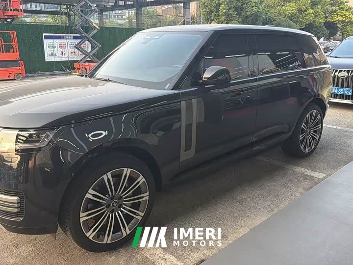 Land Rover Range Rover 3.0L V6 400PS Extended Wheelbase Prestige Edition