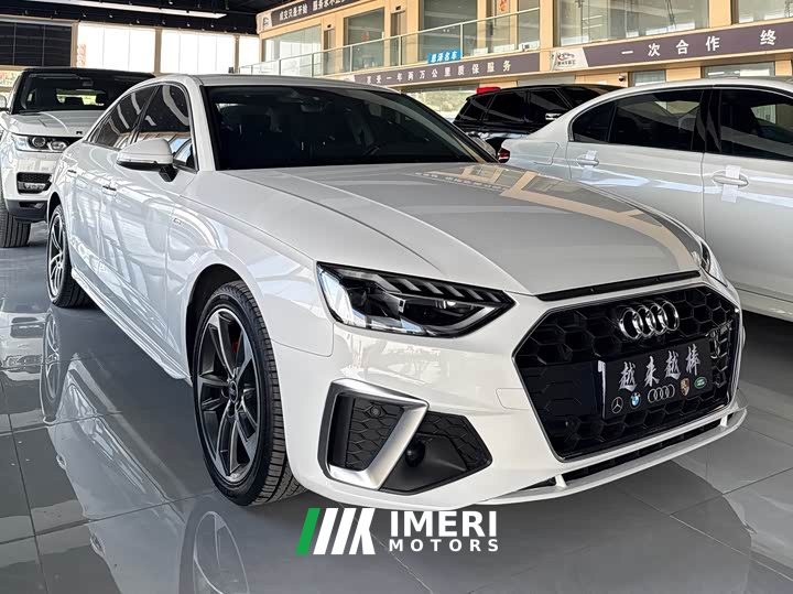 Audi A4L 40 TFSI Fashion Dynamic