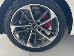 Audi A4L 40 TFSI Fashion Dynamic - ფოტო 3