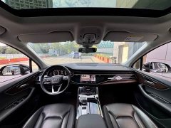 Audi Q7 55 TFSI quattro S line Sport - ფოტო 5