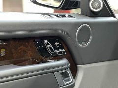 Land Rover Range Rover 3.0 L6 Heritage Extended Wheelbase Classic Edition - ფოტო 5