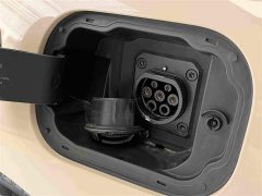 ORA Good Cat 400km Standard Range Athena Edition LFP Battery - ფოტო 16