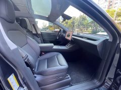 Tesla Model Y Long Range All-Wheel Drive Launch Edition - ფოტო 10