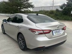 Toyota Camry 2.5G Luxury - ფოტო 7