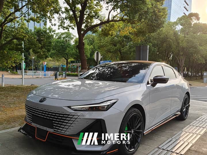 Changan UNI-V 1.5T Sport Edition - ავტომობილი ჩინეთიდან