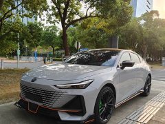 Changan UNI-V 1.5T Sport Edition - ფოტო 1