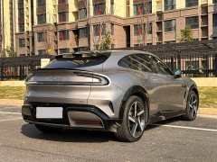 Xiaomi YU7 Four-Wheel Drive Max Edition - ფოტო 9