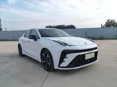 Lynk & Co Geely Lynk & Co 03 1.5T DCT Pro - ფოტო 3