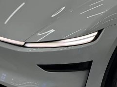 Tesla Model Y Rear-Wheel Drive - ფოტო 19