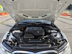 BMW 3 Series 325Li M Sport Package - ფოტო 11