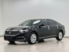 Volkswagen Passat 330TSI Elite - ფოტო 1