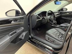 Volkswagen Passat 330TSI Elite - ფოტო 16
