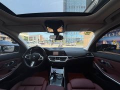 BMW 3 Series 320Li M Sport Package - ფოტო 16