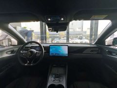 BYD Dolphin 06 DM-i Smart Drive 120KM Deluxe - ფოტო 6
