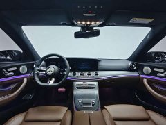 Mercedes-Benz E-Class Facelift E 300 L Luxury - ფოტო 16