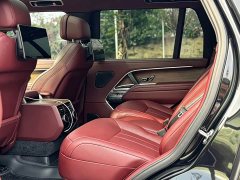 Land Rover Range Rover 3.0 L6 400PS Genesis Extended Edition - ფოტო 18