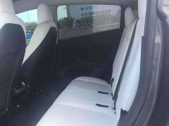 Tesla Model Y Long Range All-Wheel Drive - ფოტო 7