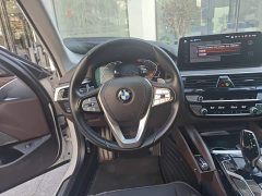 BMW 5 Series Facelift 530Li Leading Edition Luxury Package - ფოტო 11
