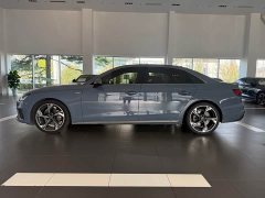 Audi A4L 40 TFSI quattro RS Package Dynamic Edition - ფოტო 3