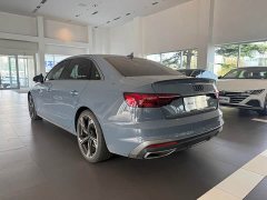 Audi A4L 40 TFSI quattro RS Package Dynamic Edition - ფოტო 4