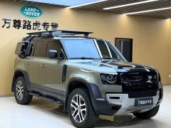 Land Rover Defender 2023 Facelift 110 3.0T P400 Dark Edition - ფოტო 3