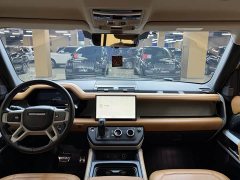 Land Rover Defender 2023 Facelift 110 3.0T P400 Dark Edition - ფოტო 4