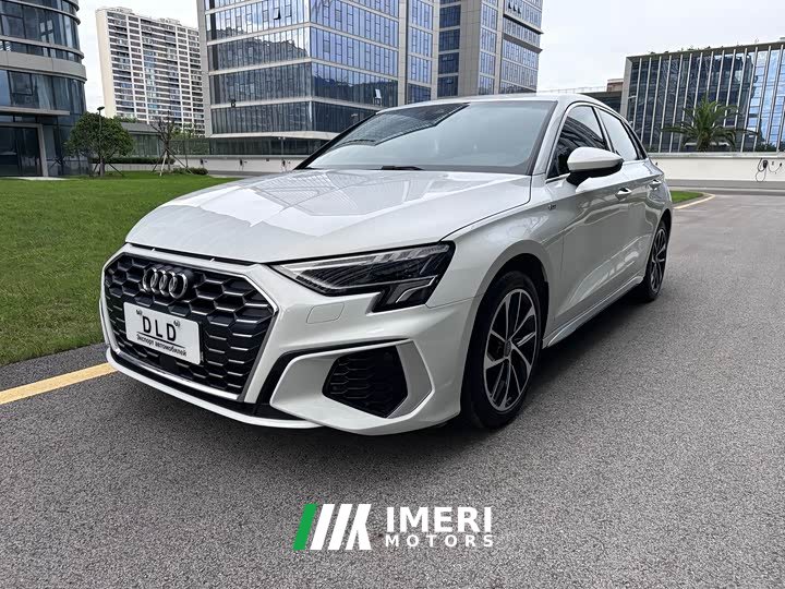 Audi A3 2021 Sportback 35 TFSI Luxury Elegance - ავტომობილი ჩინეთიდან