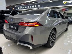 BMW i5 eDrive 35L Premium M Sport Package - ფოტო 6