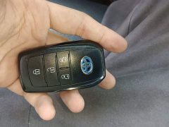 Toyota Sienna 2.5L Hybrid Comfort Edition - ფოტო 9