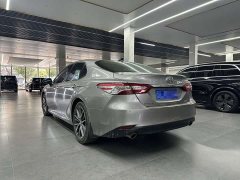 Toyota Camry 2.5G Luxury - ფოტო 7