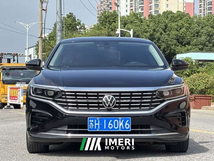 Volkswagen Passat 280TSI Elite