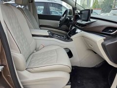 Buick GL8 Land Official Business Class 652T Comfort Edition - ფოტო 4