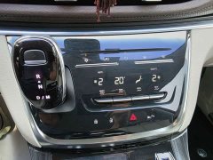 Buick GL8 Land Official Business Class 652T Comfort Edition - ფოტო 7