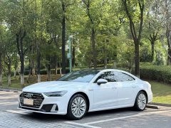 Audi A7L 2024 45TFSI S-line Dream Edition Fluid Crystal Package - ფოტო 1
