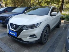 Nissan Qashqai 2.0L CVT XV Premium Luxury - ფოტო 1