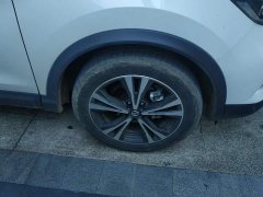 Nissan Qashqai 2.0L CVT XV Premium Luxury - ფოტო 6
