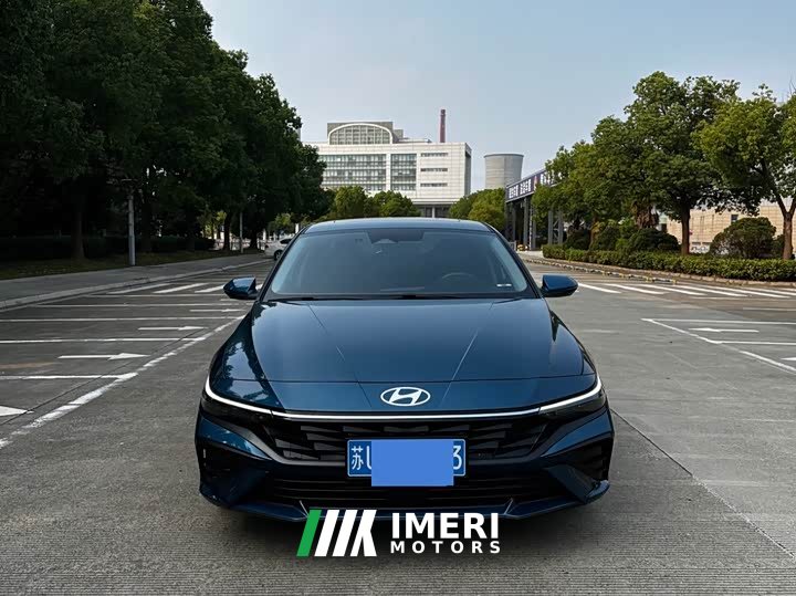 Hyundai Elantra 1.5L CVT Luxury