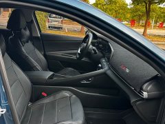 Hyundai Elantra 2022 1.5L CVT Luxury - ფოტო 13