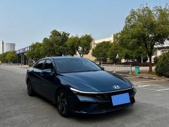 Hyundai Elantra 2022 1.5L CVT Luxury - ფოტო 2