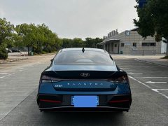Hyundai Elantra 2022 1.5L CVT Luxury - ფოტო 5