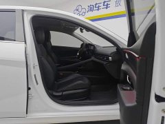 Hyundai Elantra 2022 1.5L CVT Luxury - ფოტო 8