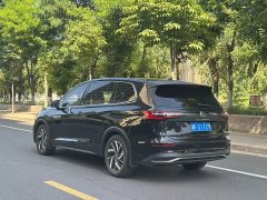 Volkswagen Viloran 2020 330TSI Luxury - ფოტო 9