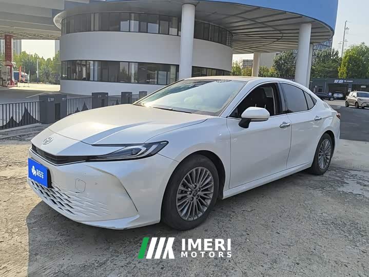 Toyota Camry 2.0L GVP Luxury - ავტომობილი ჩინეთიდან