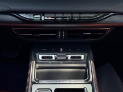 Lincoln Z 2.0T Premium Edition - ფოტო 10