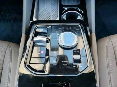 BMW i5 eDrive 35L M Sport Package - ფოტო 11