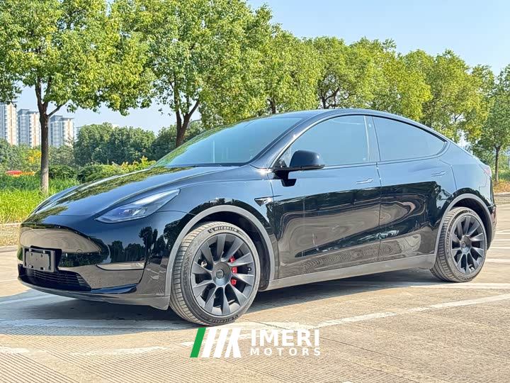 Tesla Model Y Long Range All-Wheel Drive